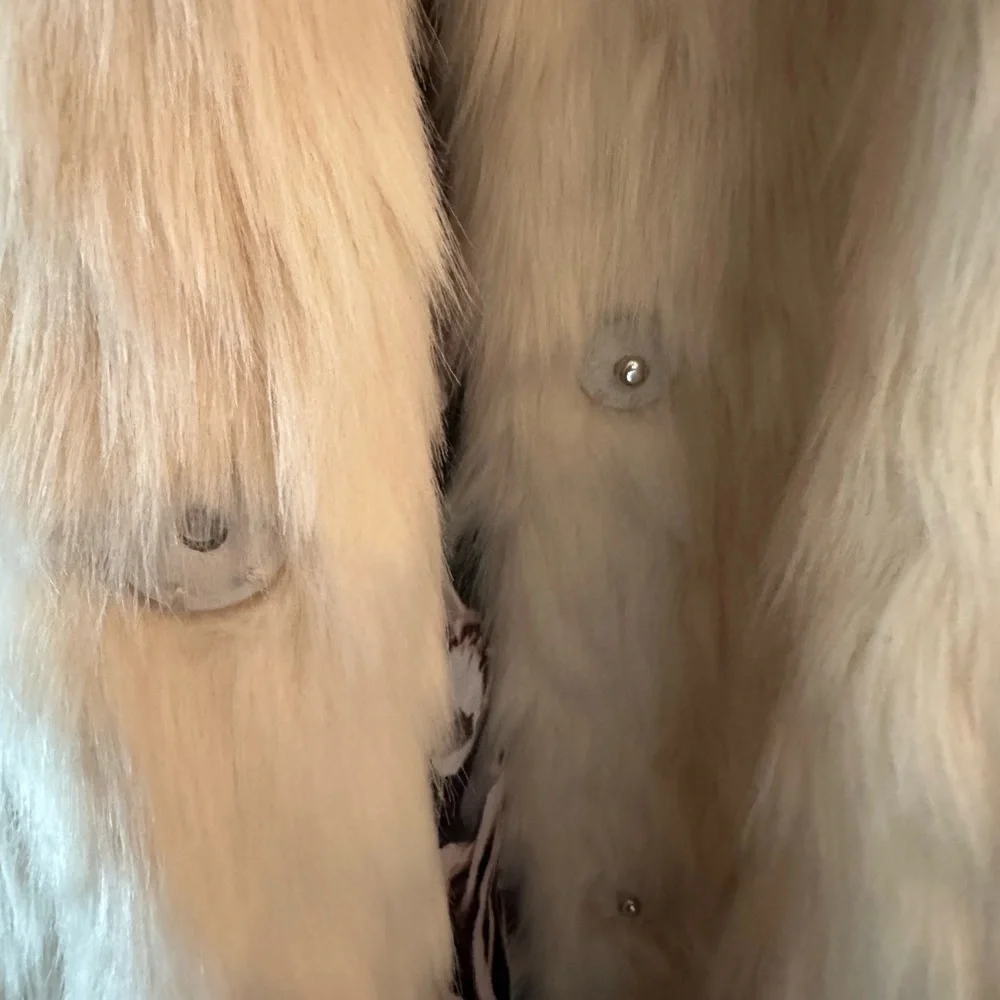 Knee length faux fur jacket/coat - Picture 4 of 4